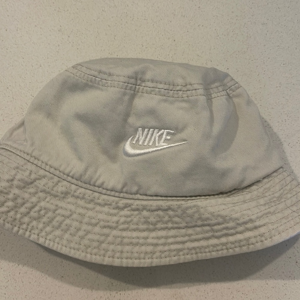 Nike Bucket Hat